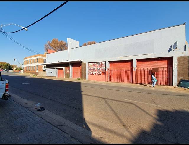 500M² WAREHOUSE FOR SALE IN JEPPESTOWN
